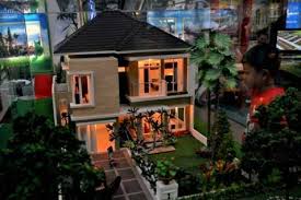 Pekerja berbasis rumahan menghasilkan beragam jenis boneka maskot berbahan kain dan dakron. Siap Rights Issue Sentul City Bksl Juga Tawarkan Waran Market Bisnis Com