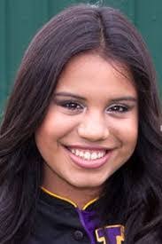 Abbie Dow's Instagram, Twitter & Facebook