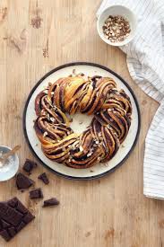 Brioche Tressee Au Chocolat Amandes Et Fleur De Sel Sota Salt Brioche Tressee Brioche Alimentation