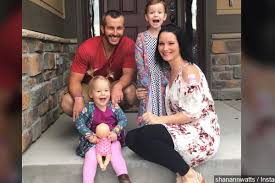 The colorado man who made a teary, televised plea after his pregnant wife and two daughters went mysteriously missing this monday, has just confessed to their murders. Documentary For Chris Watts Murder Case Coming To Netflix Later This Month Trailer Released This Week