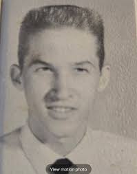 Identify people in 1991 reunion photo?