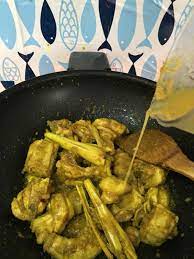 Bila ianya sudah pekat dan hampir kering baru masukkan kerisik. Resipi Rendang Ayam Negeri Sembilan Paling Mudah Sedap