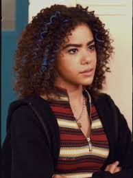 Exploring the Characters of Ginny and Georgia