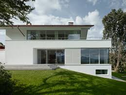 Das haus am gletscherfeld mit familiärer gastlichkeit, herrlichem panoramablick und sonniger lage, befindet sich am ortsrand von reit im winkl, fünf gehminuten vom ortszentrum, beim gletscherfeld am wimmerkreuz. Ferienhaus Am Chiemsee 2015 Max Brunner
