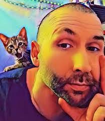 Darryl Crumpton's Instagram, Twitter & Facebook