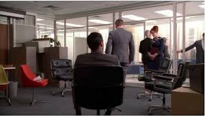 The Conference Room For Mad Men S Sterling Cooper Ad Agency Is Filled With Real Eames Executive Chairs By Herman Mid Century Modern Design Movie Scenes Mad Men