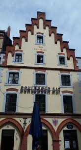 How To Make An Interesting Art Piece Using Tree Branches Ehow Dusseldorf Altstadt Rheine