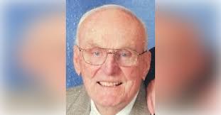 Walter Abraham's Instagram, Twitter & Facebook