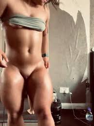 Muscle Midget - Porn Videos & Photos - EroMe