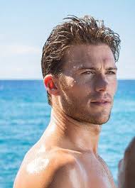 The youngest son of clint eastwood, scott is the only one of clint's sons to follow in similar footsteps. Clint Eastwood S Buff Son Scott Showcases His Rippling Abs Scott Eastwood Clint And Scott Eastwood Clint Eastwood