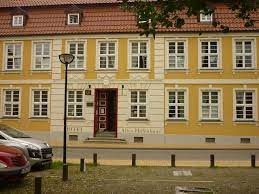 Consulta le recensioni di 25 viaggiatori che sono stati al altes hafenhaus rostock (n.56 su 57 hotel a rostock) e guarda 27 foto delle. File Hotel Altes Hafenhaus Rostock 2 Jpg Wikimedia Commons