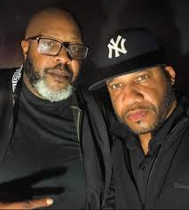 Chuck is rocking NYC with Griffin Heather and MeganAnna Griffin. ❤️