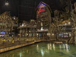 Memphis Pyramid Tn Sporting Goods Outdoor Stores Memphis Tennessee Vacation Memphis Attractions Nashville Tennessee Vacation