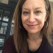 Kristen Scanlan's Instagram, Twitter & Facebook