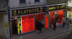 The strip club from Mona Lisa