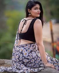 Kerala model and actress parvathy arun latest photoshoot stills in kerala saree, photographed by sandeep mishra. Actress Kalpika Ganesh Saree Pics Hd Black Sleeveless Blouse Silk Saree