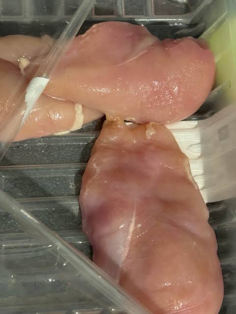 one of the chicken breasts had a patch of green in it so i threw that one,  these look grainy, as if they have salt on them. smell and feel fine, just