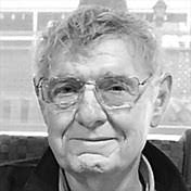 Leo Bechard's Instagram, Twitter & Facebook