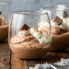Easy Chocolate Mousse Video Kevin Is Cooking In 2020 Easy Chocolate Mousse Chocolate Mousse Chocolate Wine
