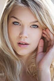 Bianca Kern's Instagram, Twitter & Facebook