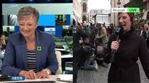 Alle sessies waren live te volgen via facebook en. Martine Tanghe Tegen Vrt Reporter Met Zwarte Jas En Zwarte P Het Nieuwsblad Mobile