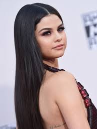 17 Most Alluring Selena Gomez Hairstyles to Freshen Up