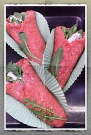 Semplici da cucinare ma gustosissimi! Coni Di Carne Tritata Con Speck Scamorza Affumicata Ricette Ricette Con Carne Macinata Idee Per La Cucina