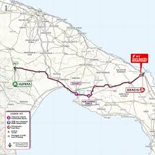 Alors que nous prenions des photos au pied de la tour, nous avons remarqué un geste populaire si fidèle en couchers de soleil prometteurs. Live Video Giro Tour D Italie 2020 Etape 7 En Direct Streaming Videos De Cyclisme