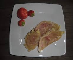 Russische Teigtaschen Mit Erdbeeren Wareniki Rezept Wareniki Teigtaschen Russisches Essen