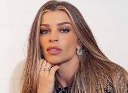 Sincera, grazi massafera pede para faustão melhorar bufete do melhores do ano. Grazi Massafera S Height Weight Shoe Size And Body Measurements Height Stats