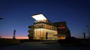 Pml construction worked on two levels for an interior, tenant finish that would become the corporate headquarters for pinnacle bank located in omaha. Careers Pinnacle Bank