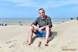 He is known for his work on f.c. Miguel Wiels Samen Met 100 Artiesten 24 Uur Live In Sportpaleis Showbizzsite