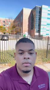 Our integrated clinical experiences that expose students to a variety of  patient populations and settings. This allows them to apply the knowledge  gained from the classroom to the clinical setting ...