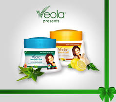 Tired Of Walking Into A Hair Spa Every Few Weeks Indulge Your Hair To Veola S Hair Spa Made From Natural Ingredients Right From Your H Planter Pots Hair Care