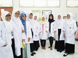 Fakultas kesehatan masyarakat universitas haluoleo kendari 2012. Di Fakultas Kesehatan Masyarakat Kamu Belajar Apa Saja