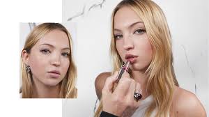 Drop the Look — Aurélie Joly