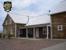 Vm5 Outdoor Decor House Styles House