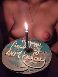 эротика, ню, с днем рождения  смешные картинки и другие приколы: комиксы,  гиф анимация, видео, лучший интеллектуальный юмор.