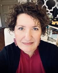 Jeri Kay's Instagram, Twitter & Facebook