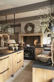 Die Rohe Eiche Der Kuche Erhalt Dank Der Kombination Aus Die Rohe Eiche D The Raw Oak Of The Kitchen G In 2020 Haus Kuchen Wohnung Kuche Kuchen Rustikal