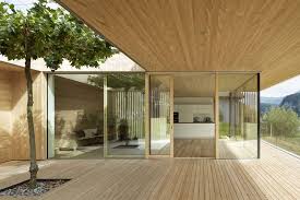 Superbe Maison Semi Enterree Autrichienne Offrant Un Magnifique Panorama Architecture And House