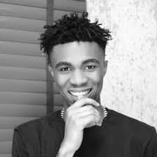 It was an awesome experience visiting LinkedIn's London office and speaking  to Mizzou alumna Isabelle Roughol. The #MizzouMafia is definitely real!  🐯🖤💛#linkedin