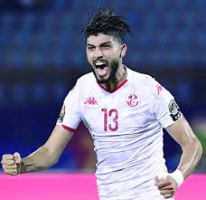 فرجاني ساسي جدد مع الزمالك في جلسة أيمن يونس شفويًا والتجديد الرسمي بعد انهاء بعد البنود البسيطة بعد الاتفاق على كافة التفاصيل. ÙØ±Ø¬Ø§Ù†ÙŠ Ø³Ø§Ø³ÙŠ Ø¹Ù„Ù‰ Ø±Ø§Ø¯Ø§Ø± Ø§Ù„Ø¯Ø­ÙŠÙ„