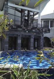 Villa Kapal Pacet Eksklusif Fasilitas Kolam Renang Terbaik Mojokerto Di 2020 Villa Kolam Renang Kolam