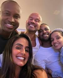 Carol Peixinho: Fotos, últimas notícias, idade, signo e biografia!