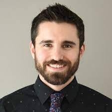 Chris Farr's Instagram, Twitter & Facebook