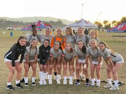 Lillian Carroll (@24lilliancarr)