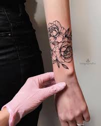 Flower Tattoo For Your Wrist Forearm Flower Tattoo Tattoos Small Forearm Tattoos