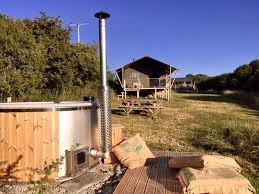 Honeybee glamping pod with hot tub. Glamping Sites With Hot Tubs The Best Hot Tub Glamping Sites