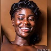 Diarra Davis's Instagram, Twitter & Facebook